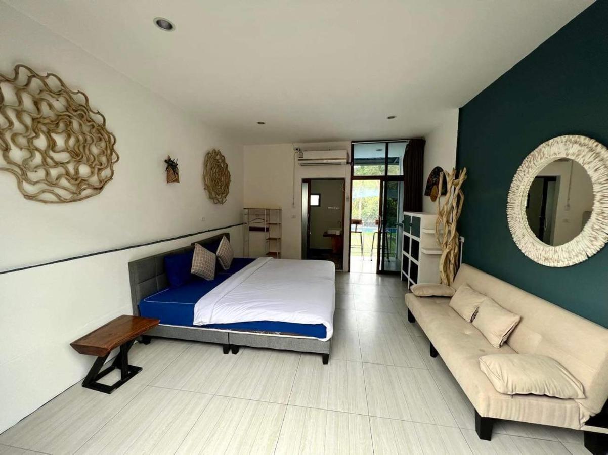 Phangan Padel Club Hotel Баан Тай Екстериор снимка