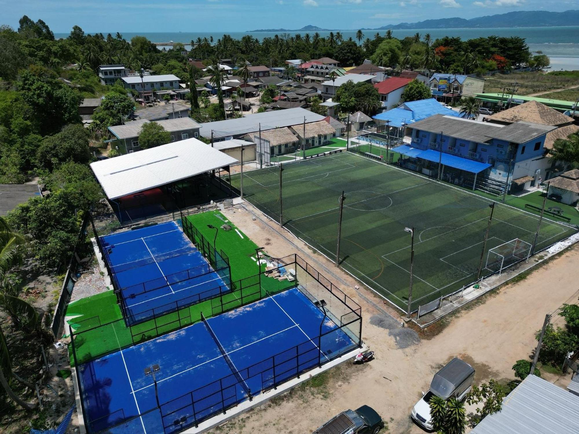 Phangan Padel Club Hotel Баан Тай Екстериор снимка